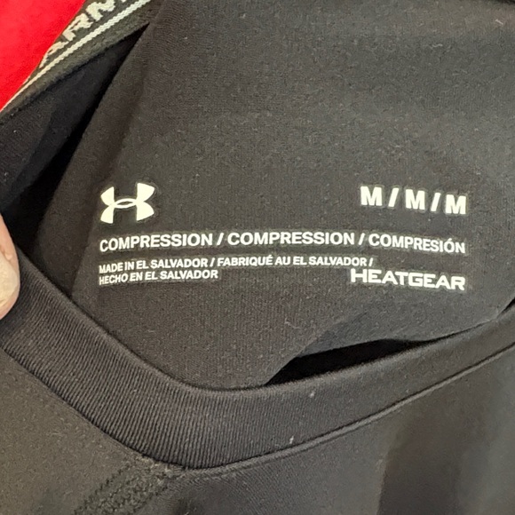 Under armor men’s compression tank size Medium - Picture 3 of 3
